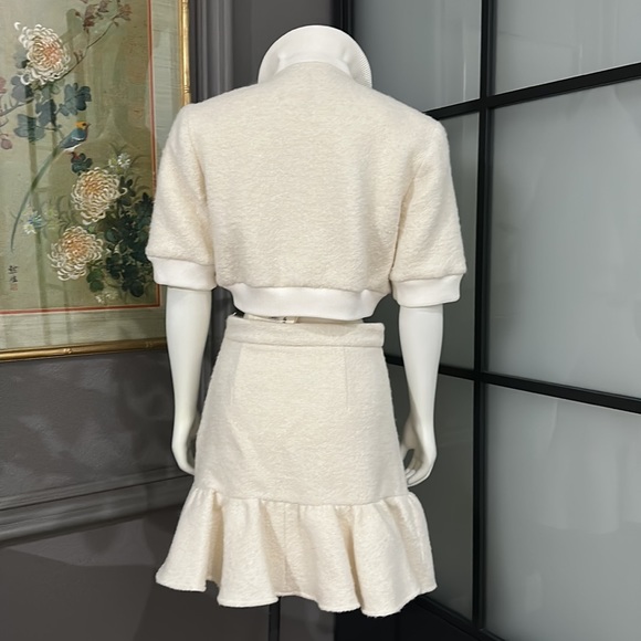 Sold - Picture 2 of 4